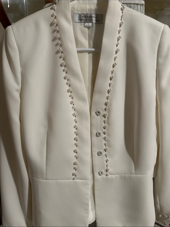 Tahari Jackets & Blazers - Like new never worn Tahari Cream Pearl-Trim Blazer